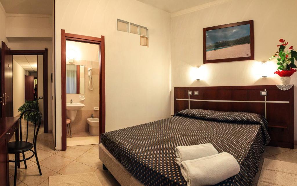 Hotel La Terrazza كالياري الغرفة الصورة